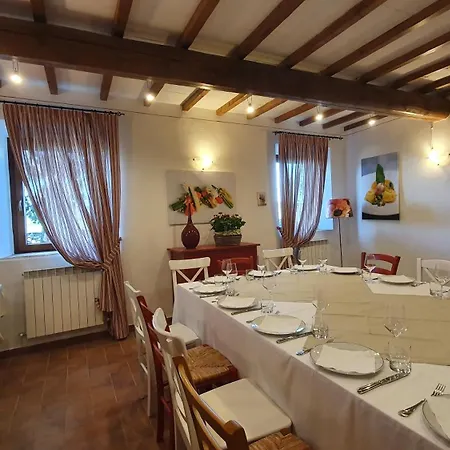 Borgo Sanvincenti Semesterbostad